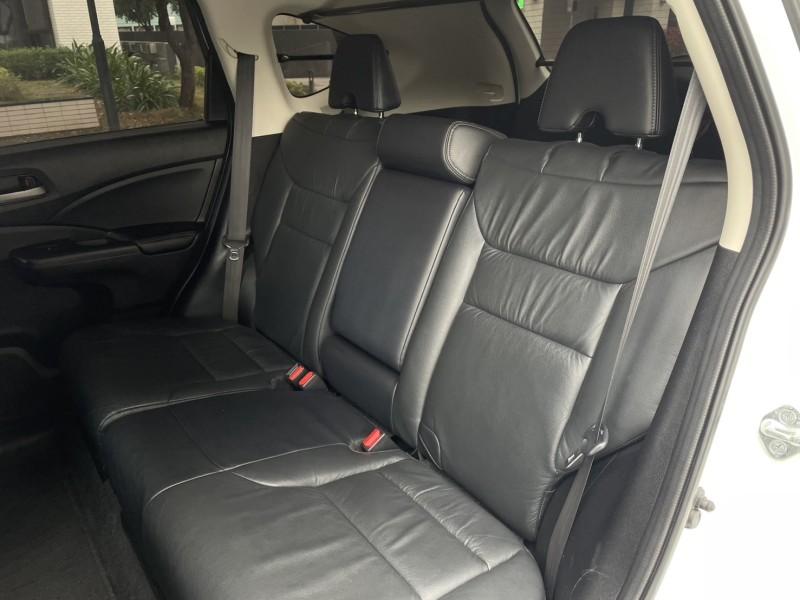 Honda  CR-V 實價刊登★士農工商行家首選 認證享保固 原鈑件 天窗 定速 影音 恆溫 超貸找錢 | 新北市汽車商業同業公會｜TACA優良車商聯盟｜中古、二手車買車賣車公會認證保固