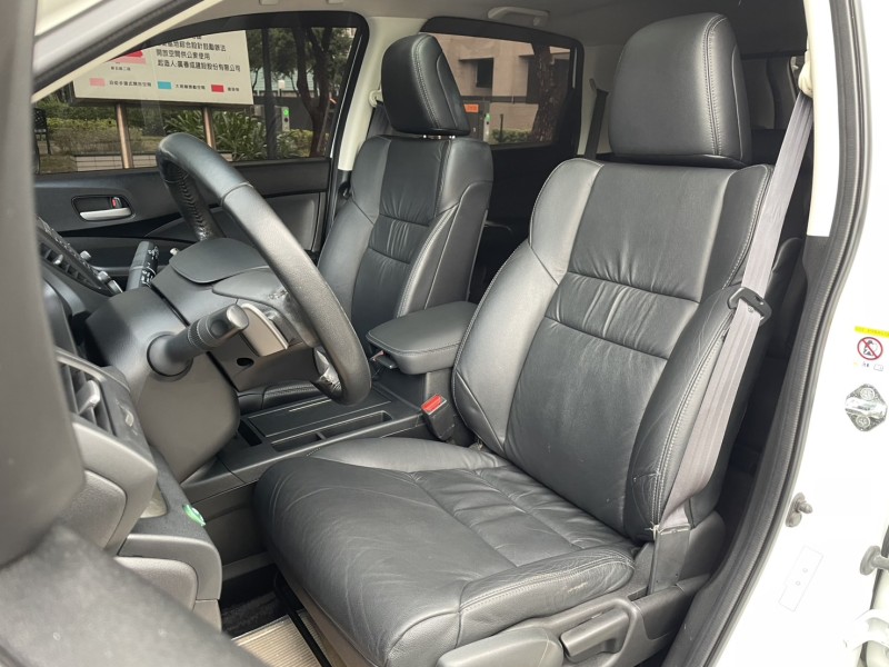 Honda  CR-V 實價刊登★士農工商行家首選 認證享保固 原鈑件 天窗 定速 影音 恆溫 超貸找錢 | 新北市汽車商業同業公會｜TACA優良車商聯盟｜中古、二手車買車賣車公會認證保固