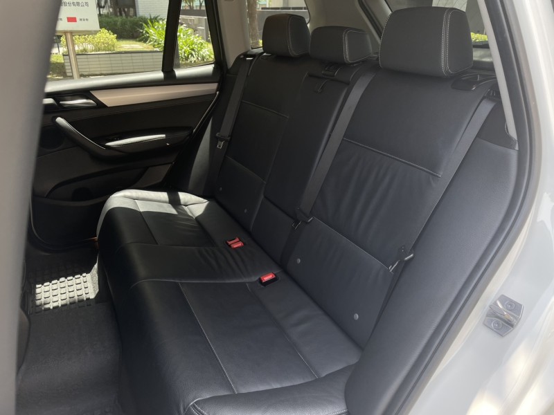 BMW/ 寶馬  X3 SERIES  X3 xDrive20d 實價刊登★總代理 小改款X3 20d 免鑰摸門 5AS 環景 電尾門 專用安卓機 | 新北市汽車商業同業公會｜TACA優良車商聯盟｜中古、二手車買車賣車公會認證保固