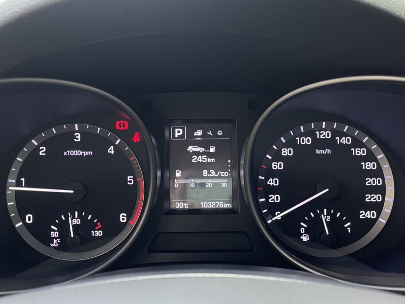 Hyundai  Santa Fe 實價刊登★小改款極美跑少 5+2人座 認證原版件 定速 恆溫 電動椅 多功能影音 | 新北市汽車商業同業公會｜TACA優良車商聯盟｜中古、二手車買車賣車公會認證保固