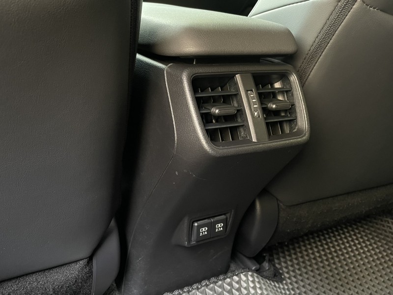 Lexus  UX250h 實價刊登★20年式UX250豪華款 免鑰摸門 跟車 盲點 電尾門 CarPlay | 新北市汽車商業同業公會｜TACA優良車商聯盟｜中古、二手車買車賣車公會認證保固
