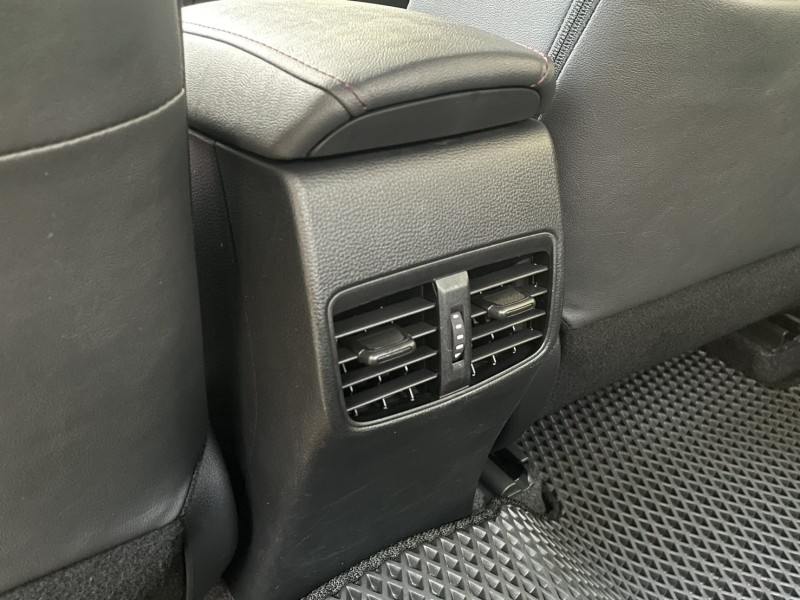 Toyota  Altis 實價刊登★稀有低里程GR運動版 全速域跟車 空力套件 黑天篷 原版件 原廠保固中 | 新北市汽車商業同業公會｜TACA優良車商聯盟｜中古、二手車買車賣車公會認證保固