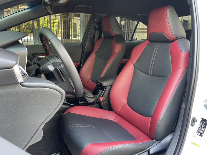 Toyota  Altis 實價刊登★稀有低里程GR運動版 全速域跟車 空力套件 黑天篷 原版件 原廠保固中 | 新北市汽車商業同業公會｜TACA優良車商聯盟｜中古、二手車買車賣車公會認證保固
