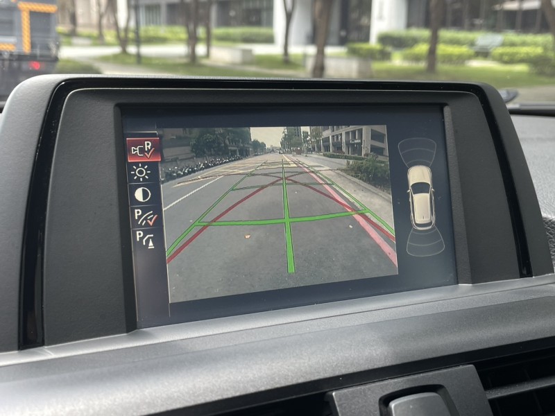 BMW/ 寶馬  1 SERIES  118i 實價刊登★總代理 一手 小改款118i 免鑰 摸門 定速 記憶電動椅 恆溫 影音 | 新北市汽車商業同業公會｜TACA優良車商聯盟｜中古、二手車買車賣車公會認證保固
