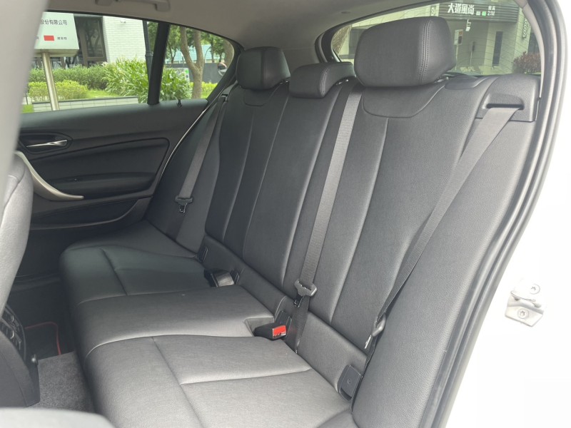 BMW/ 寶馬  1 SERIES  118i 實價刊登★總代理 一手 小改款118i 免鑰 摸門 定速 記憶電動椅 恆溫 影音 | 新北市汽車商業同業公會｜TACA優良車商聯盟｜中古、二手車買車賣車公會認證保固