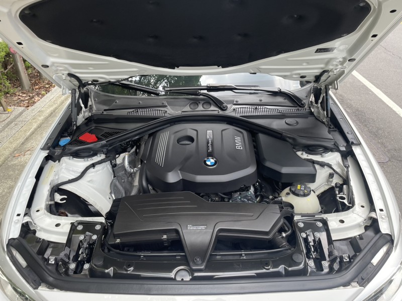 BMW/ 寶馬  1 SERIES  118i 實價刊登★總代理 一手 小改款118i 免鑰 摸門 定速 記憶電動椅 恆溫 影音 | 新北市汽車商業同業公會｜TACA優良車商聯盟｜中古、二手車買車賣車公會認證保固