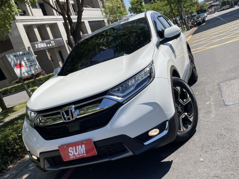 Honda  CR-V 實價刊登★19式 一手原廠保養低里程 ACC跟車 免鑰摸門 快撥 分區溫控 影音 | 新北市汽車商業同業公會｜TACA優良車商聯盟｜中古、二手車買車賣車公會認證保固