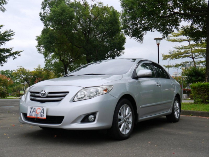 Toyota  Altis 2010年型式E版HID頭燈+精裝 | 新北市汽車商業同業公會｜TACA優良車商聯盟｜中古、二手車買車賣車公會認證保固