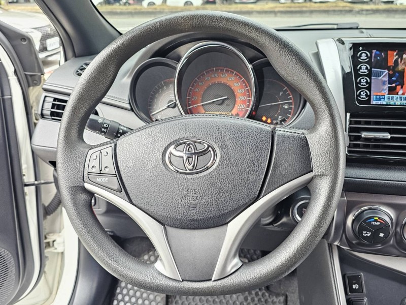 Toyota  Yaris 15年式大鴨.G版.I-KEY.恆溫.安卓機.認證保固一年 | 新北市汽車商業同業公會｜TACA優良車商聯盟｜中古、二手車買車賣車公會認證保固