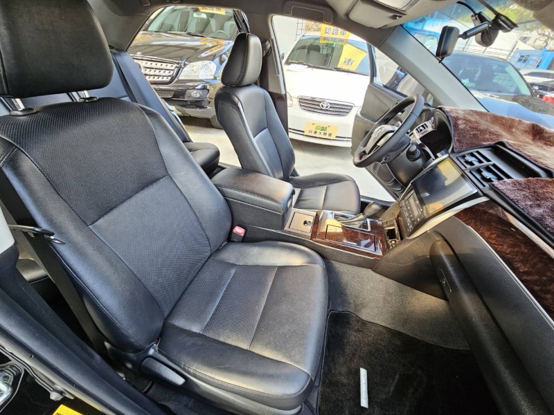 Toyota  Camry I-KEY.安卓機.定速.可全額貸款.保固一年2萬公里 | 新北市汽車商業同業公會｜TACA優良車商聯盟｜中古、二手車買車賣車公會認證保固