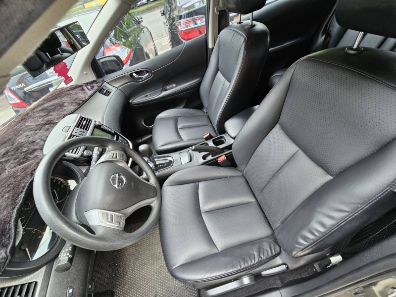 Nissan  Tiida I-KEY.環景.盲點.純跑5.5萬公里 | 新北市汽車商業同業公會｜TACA優良車商聯盟｜中古、二手車買車賣車公會認證保固