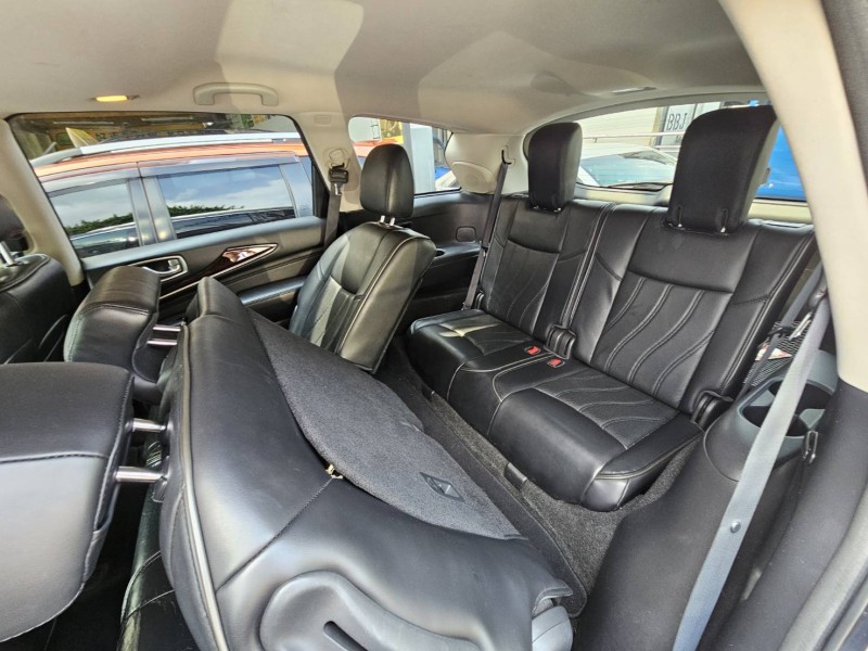 Infiniti  QX60 七人座 | 新北市汽車商業同業公會｜TACA優良車商聯盟｜中古、二手車買車賣車公會認證保固
