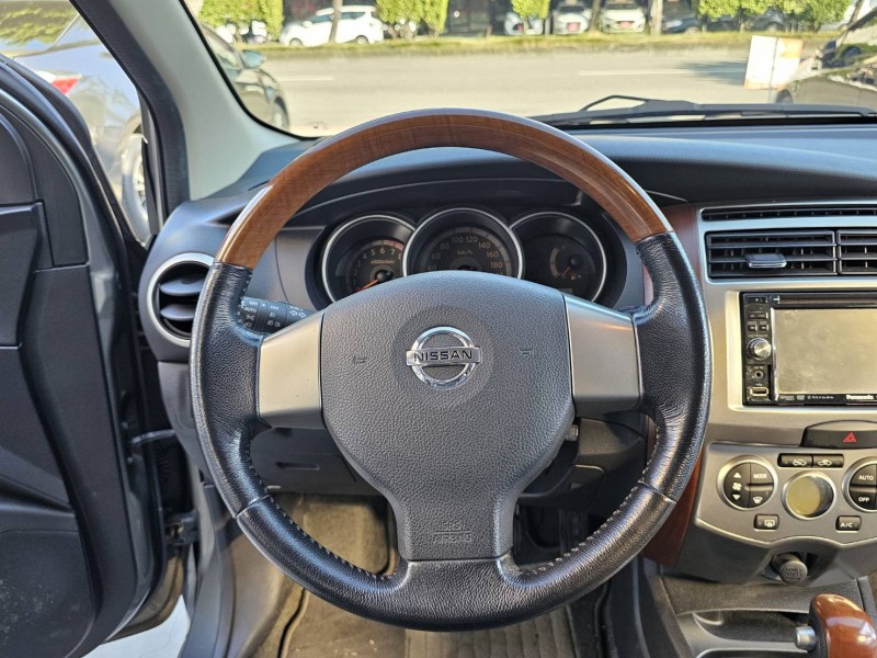 Nissan  Livina 12年式.七人座.純跑6萬.原漆原版件.I-KEY.恆溫.認證保固 | 新北市汽車商業同業公會｜TACA優良車商聯盟｜中古、二手車買車賣車公會認證保固