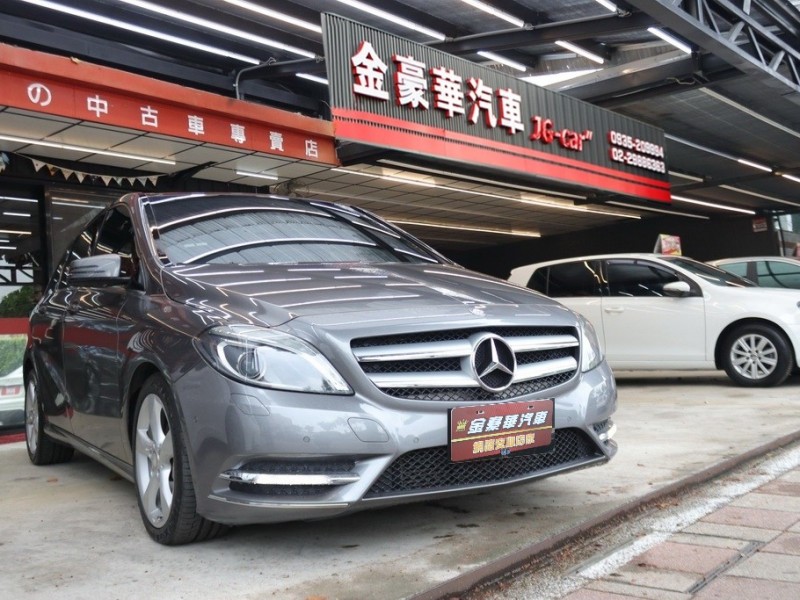 Mercedes-Benz/賓士   B-CLASS  B200d 42年指標老店“『全車保固』頂級B200柴油1.8cc小改款‧一手車庫車+保證只跑9萬公里‧全景天窗‧17吋鋼圈‧黑皮椅 | 新北市汽車商業同業公會｜TACA優良車商聯盟｜中古、二手車買車賣車公會認證保固