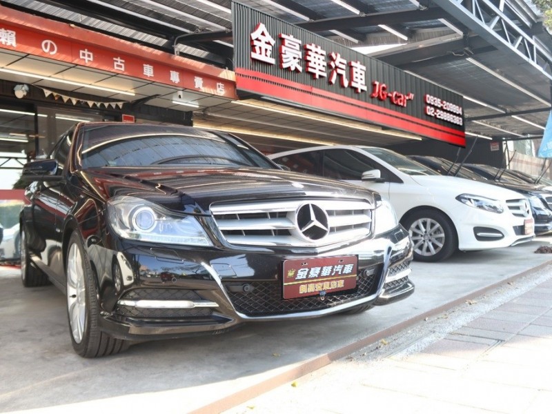 Mercedes-Benz/賓士   C-CLASS  C200 42年指標老店“★0利率送鍍膜☆總代理C200 雙電動座椅 安卓機 倒車顯影 里程保證只跑9萬公里 | 新北市汽車商業同業公會｜TACA優良車商聯盟｜中古、二手車買車賣車公會認證保固