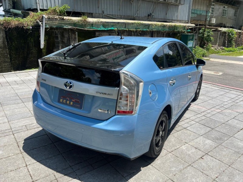 Toyota  Prius 鎵町車業商行 | 新北市汽車商業同業公會｜TACA優良車商聯盟｜中古、二手車買車賣車公會認證保固