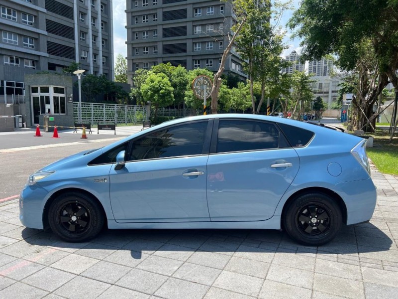 Toyota  Prius 鎵町車業商行 | 新北市汽車商業同業公會｜TACA優良車商聯盟｜中古、二手車買車賣車公會認證保固
