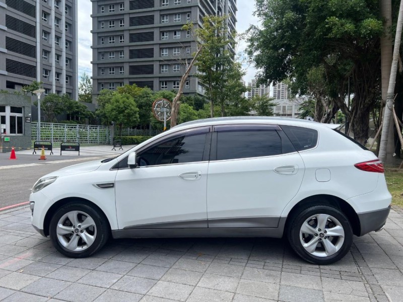 Luxgen  U7 Turbo 鎵町車業商行 | 新北市汽車商業同業公會｜TACA優良車商聯盟｜中古、二手車買車賣車公會認證保固