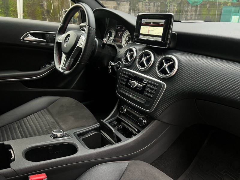 Mercedes-Benz/賓士   A-CLASS  A180 鎵町車業商行 | 新北市汽車商業同業公會｜TACA優良車商聯盟｜中古、二手車買車賣車公會認證保固