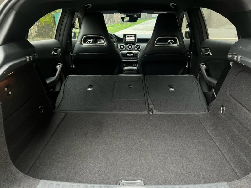Mercedes-Benz/賓士   A-CLASS  A180 鎵町車業商行 | 新北市汽車商業同業公會｜TACA優良車商聯盟｜中古、二手車買車賣車公會認證保固