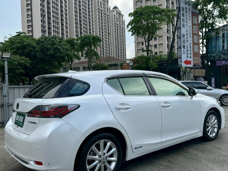 Lexus  CT200H 鎵町車業商行 | 新北市汽車商業同業公會｜TACA優良車商聯盟｜中古、二手車買車賣車公會認證保固