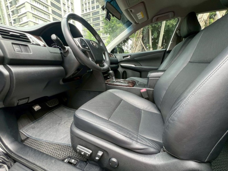 Toyota  Camry 鎵町車業商行 | 新北市汽車商業同業公會｜TACA優良車商聯盟｜中古、二手車買車賣車公會認證保固