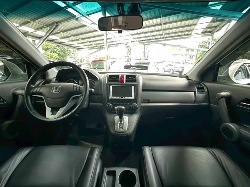 Honda  CR-V 鎵町車業商行 | 新北市汽車商業同業公會｜TACA優良車商聯盟｜中古、二手車買車賣車公會認證保固