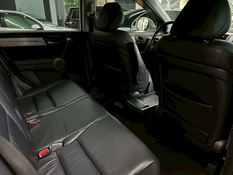 Honda  CR-V 鎵町車業商行 | 新北市汽車商業同業公會｜TACA優良車商聯盟｜中古、二手車買車賣車公會認證保固