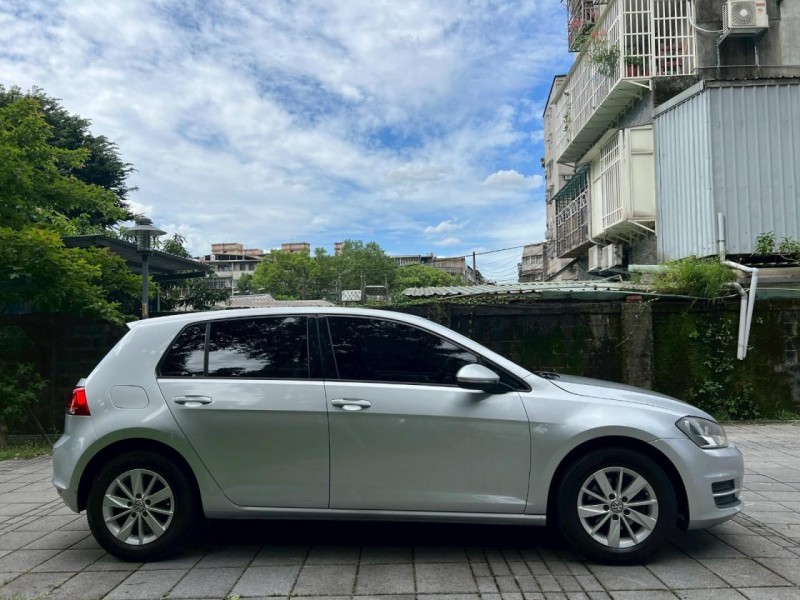 Volkswagen 福斯  Golf 鎵町車業商行 | 新北市汽車商業同業公會｜TACA優良車商聯盟｜中古、二手車買車賣車公會認證保固