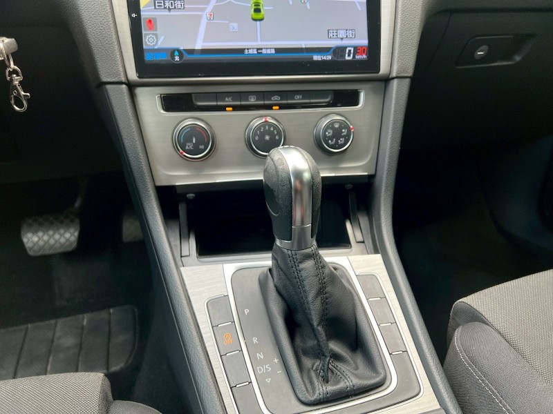 Volkswagen 福斯  Golf 鎵町車業商行 | 新北市汽車商業同業公會｜TACA優良車商聯盟｜中古、二手車買車賣車公會認證保固
