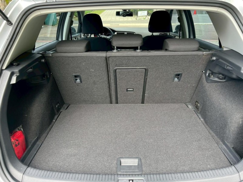 Volkswagen 福斯  Golf 鎵町車業商行 | 新北市汽車商業同業公會｜TACA優良車商聯盟｜中古、二手車買車賣車公會認證保固