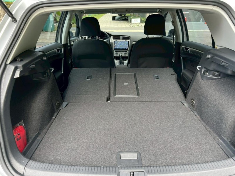 Volkswagen 福斯  Golf 鎵町車業商行 | 新北市汽車商業同業公會｜TACA優良車商聯盟｜中古、二手車買車賣車公會認證保固