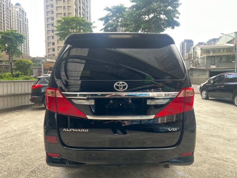 Toyota  ALPHARD 鎵町車業商行 | 新北市汽車商業同業公會｜TACA優良車商聯盟｜中古、二手車買車賣車公會認證保固