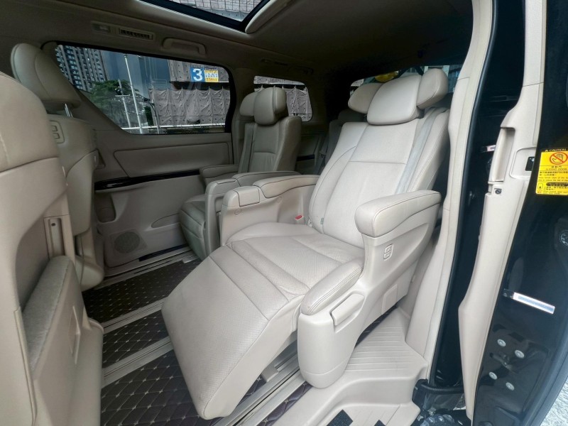 Toyota  ALPHARD 鎵町車業商行 | 新北市汽車商業同業公會｜TACA優良車商聯盟｜中古、二手車買車賣車公會認證保固