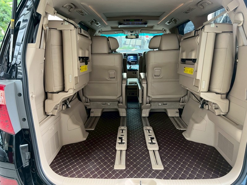 Toyota  ALPHARD 鎵町車業商行 | 新北市汽車商業同業公會｜TACA優良車商聯盟｜中古、二手車買車賣車公會認證保固