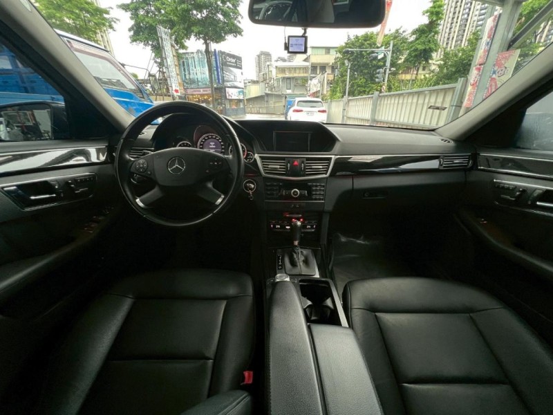 Mercedes-Benz/賓士   E-CLASS  E200 Avantgarde 鎵町車業商行 | 新北市汽車商業同業公會｜TACA優良車商聯盟｜中古、二手車買車賣車公會認證保固