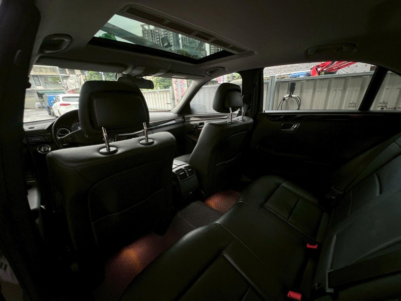 Mercedes-Benz/賓士   E-CLASS  E200 Avantgarde 鎵町車業商行 | 新北市汽車商業同業公會｜TACA優良車商聯盟｜中古、二手車買車賣車公會認證保固