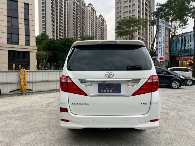 Toyota  ALPHARD 鎵町車業商行 | 新北市汽車商業同業公會｜TACA優良車商聯盟｜中古、二手車買車賣車公會認證保固