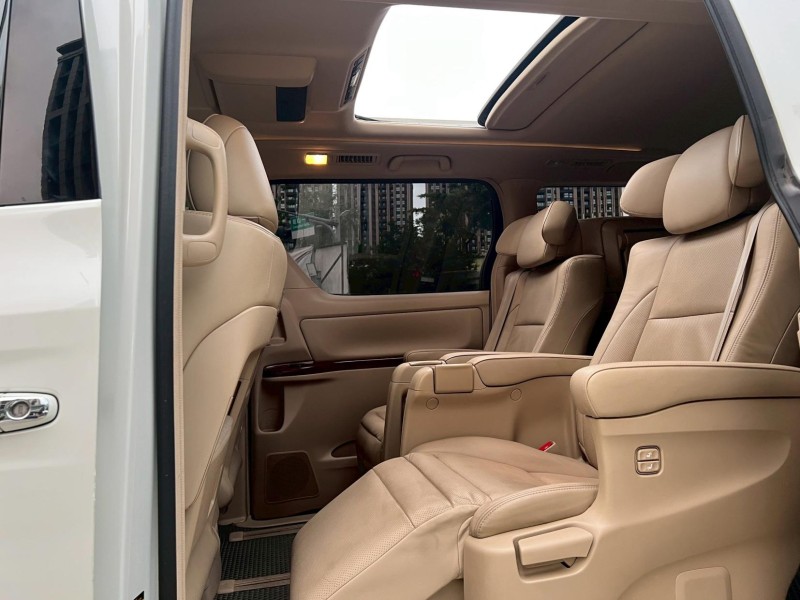 Toyota  ALPHARD 鎵町車業商行 | 新北市汽車商業同業公會｜TACA優良車商聯盟｜中古、二手車買車賣車公會認證保固