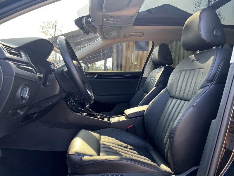 Skoda  Superb ＊L&K 4X4＊2018年_Skoda_Superb_尊榮動力版 加送延保 | 新北市汽車商業同業公會｜TACA優良車商聯盟｜中古、二手車買車賣車公會認證保固