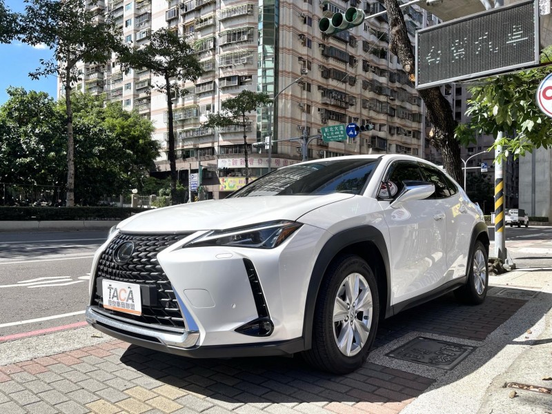 Lexus  UX200 UX200 全車原漆 原廠保固中 全原廠保養 ACC跟車 盲點 | 新北市汽車商業同業公會｜TACA優良車商聯盟｜中古、二手車買車賣車公會認證保固