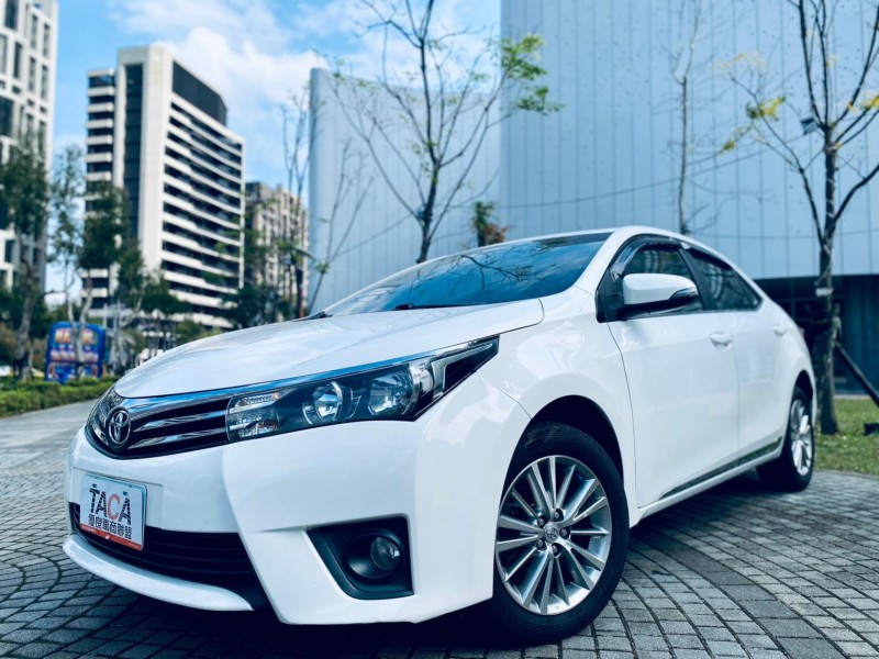 Toyota  Altis 2014年 TOYOTA ALTIS 阿帝士 1.8L 白色 | 新北市汽車商業同業公會｜TACA優良車商聯盟｜中古、二手車買車賣車公會認證保固