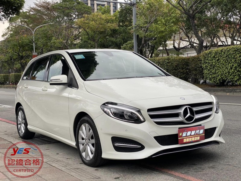 Mercedes-Benz/賓士   B-CLASS  B180 金鑽店~總代理B180白 小改款 里程保證 免鑰啟動 後座出風口 定速 自動停車 循跡防滑 9安 主動式安全防護系統 胎壓監控 等多樣配備！ | 新北市汽車商業同業公會｜TACA優良車商聯盟｜中古、二手車買車賣車公會認證保固