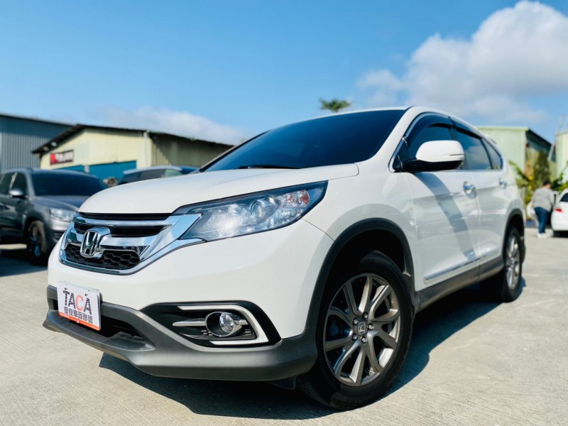 Honda  CR-V 2015年 HONDA 本田 CRV 白色 2.4L  | 新北市汽車商業同業公會｜TACA優良車商聯盟｜中古、二手車買車賣車公會認證保固