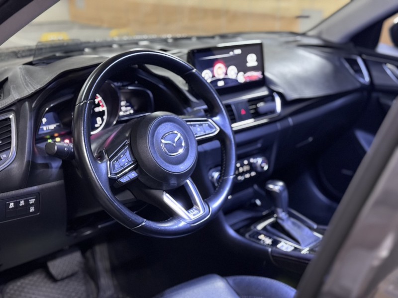 Mazda  Mazda3 小改款 頂級 BOSE音響 | 新北市汽車商業同業公會｜TACA優良車商聯盟｜中古、二手車買車賣車公會認證保固