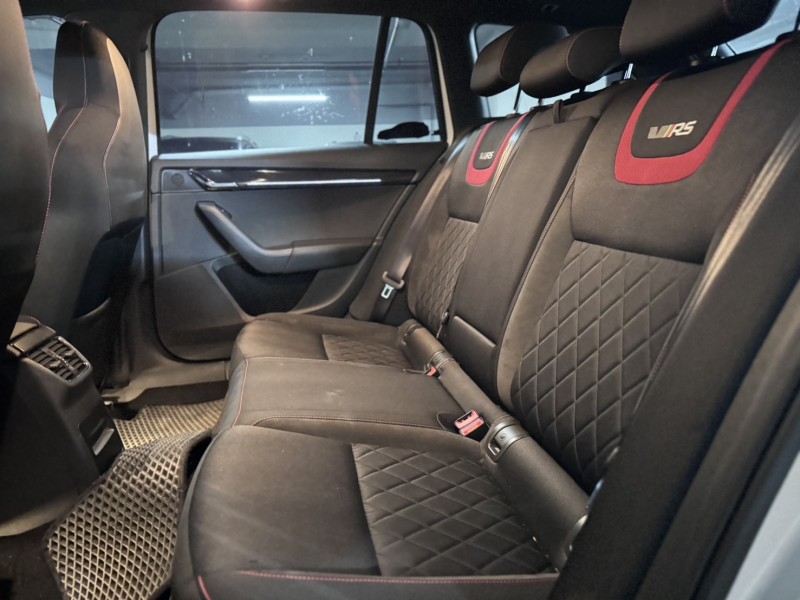 Skoda  Octaiva OCTAVIA COMBI RS版 2.0 | 新北市汽車商業同業公會｜TACA優良車商聯盟｜中古、二手車買車賣車公會認證保固
