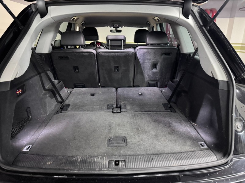 Audi  Q7 Q7 七人座  | 新北市汽車商業同業公會｜TACA優良車商聯盟｜中古、二手車買車賣車公會認證保固