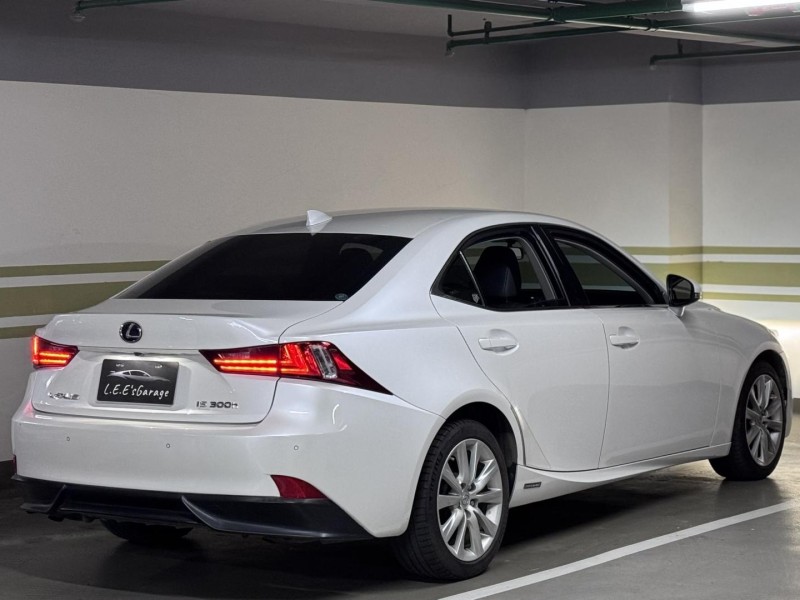 Lexus  IS 2014 IS300H油電 | 新北市汽車商業同業公會｜TACA優良車商聯盟｜中古、二手車買車賣車公會認證保固