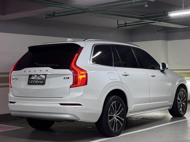 Volvo  XC90 2021 XC90 B5 輕油電 七人座 | 新北市汽車商業同業公會｜TACA優良車商聯盟｜中古、二手車買車賣車公會認證保固