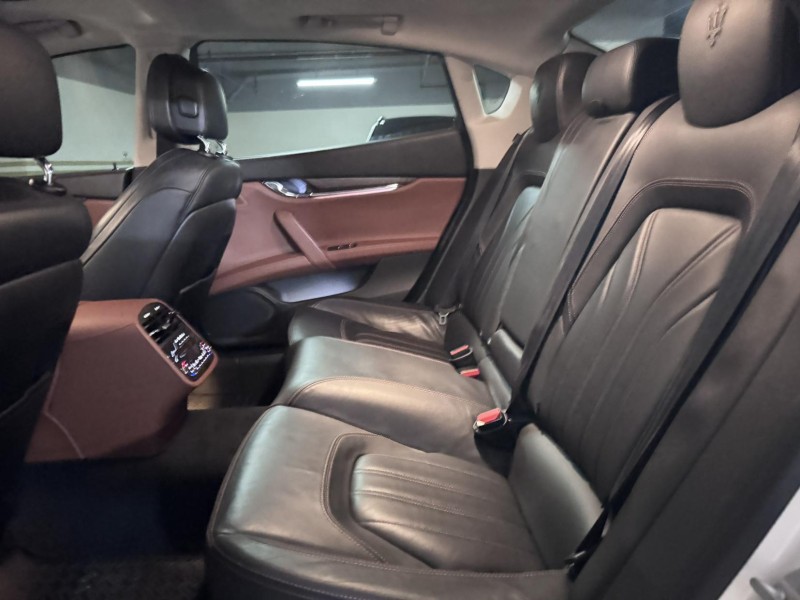 Maserati 瑪莎拉蒂  Quattroporte 2015 MASERATI QUATTROPORTE SQ4總代理 | 新北市汽車商業同業公會｜TACA優良車商聯盟｜中古、二手車買車賣車公會認證保固